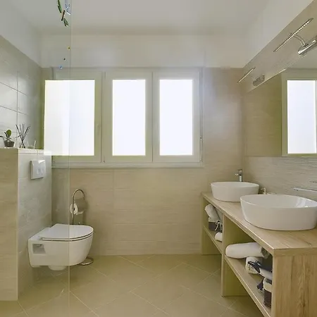 House Bellissima