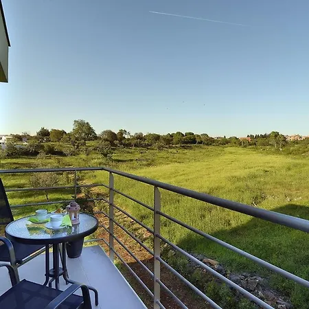 House Bellissima * 沃德年