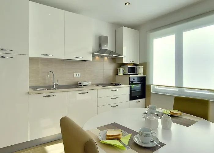 House Bellissima 度假居 沃德年