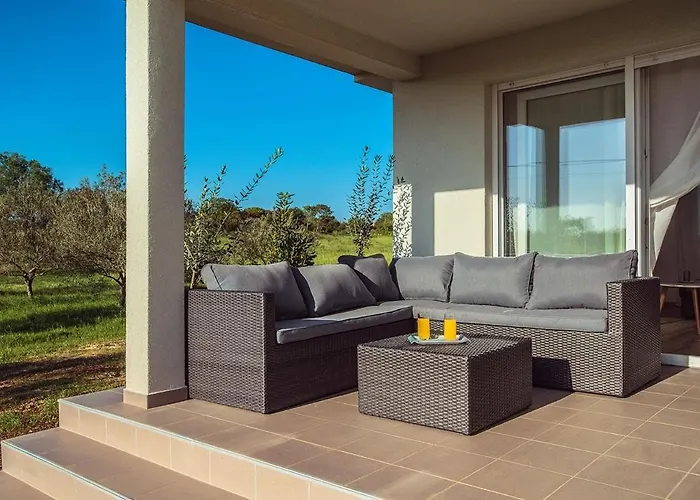 House Bellissima * 沃德年