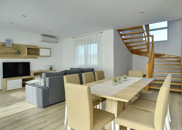 House Bellissima 度假居 *