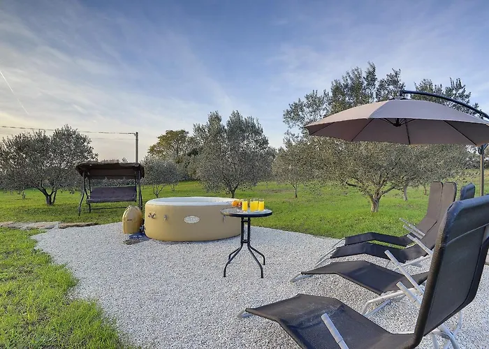 House Bellissima 度假居 沃德年